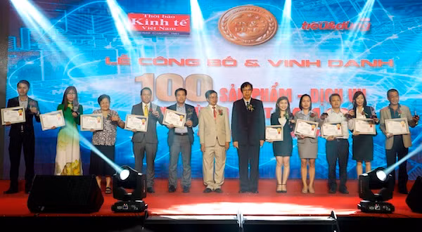 Vietjet nhận danh hiệu “Hãng hàng không được yêu thích nhất” ảnh 1