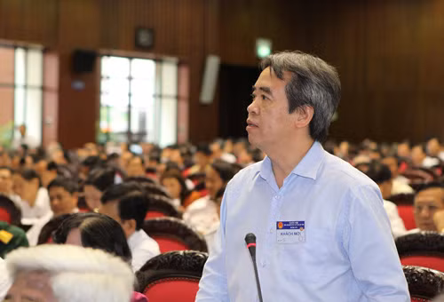 Kỳ họp thứ 5, Quốc hội khóa XIII: Cần những giải pháp hữu hiệu vực dậy nền kinh tế ảnh 2