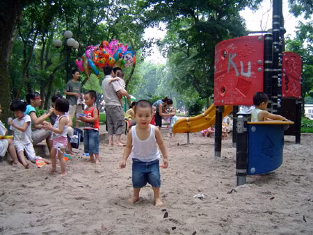Nhân ngày quốc tế thiếu nhi 1/6 - Trả lại ngày hè cho trẻ em: Để có kỳ nghỉ hè bổ ích ảnh 2