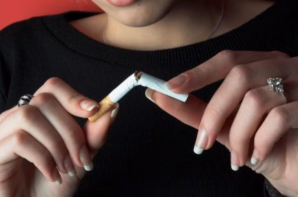 WHO kêu gọi cấm quảng cáo thuốc lá trên toàn cầu ảnh 1