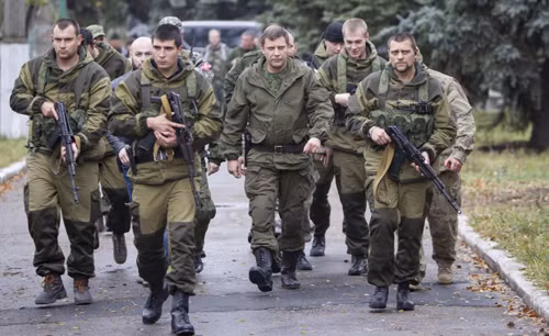Ukraine: Phe ly khai mở chiến tranh tổng lực, giải phóng Donetsk ảnh 1