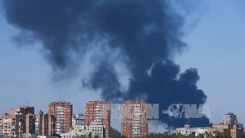 Quân đội Ukraine kiểm soát sân bay Donetsk ảnh 1