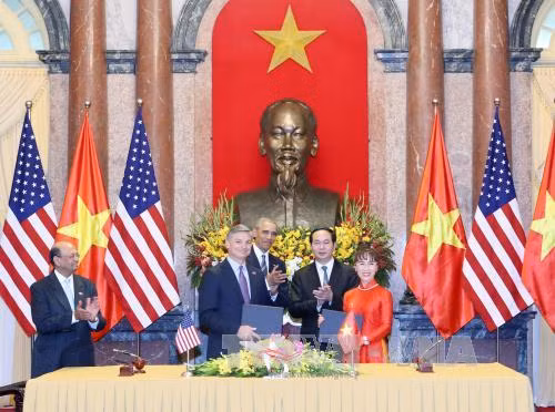 Chủ tịch nước Trần Đại Quang và Tổng thống Obama họp báo quốc tế ảnh 3