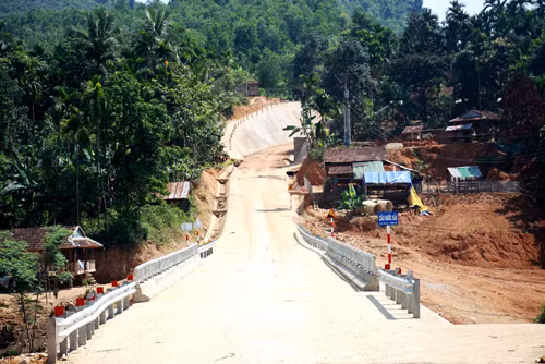 Đổi thay ở xã nông thôn mới Sơn Tinh ảnh 2