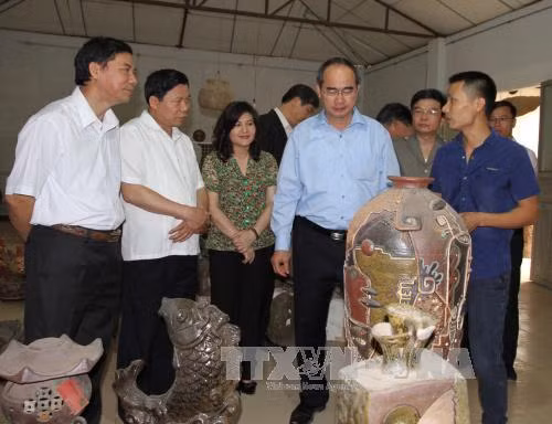 Chủ tịch MTTQ Nguyễn Thiện Nhân khảo sát làng nghề tại Bắc Ninh ảnh 1