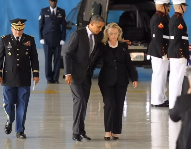 Những hình ảnh đáng nhớ của bà Hillary Clinton ảnh 16