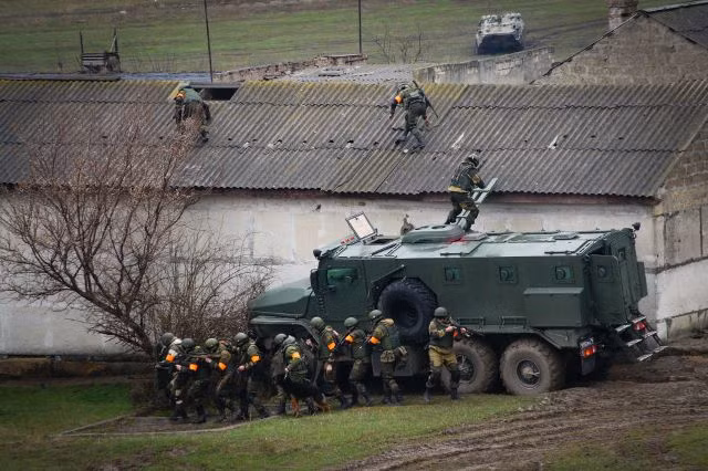Nga tập trận rầm rộ tại Bắc Kavkaz và Crimea ảnh 7