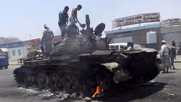 Iran phản pháo cáo buộc hậu thuẫn phiến quân Houthi ảnh 1