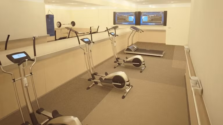 Cận cảnh "Điện Kremlin bay" của Tổng thống Nga ảnh 7