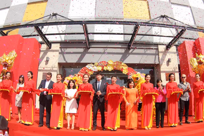 Vincom rầm rộ khai trương 3 Trung tâm thương mại mới ảnh 1