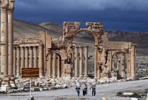 Quân đội Syria bắt đầu tấn công vào thành cổ Palmyra ảnh 1