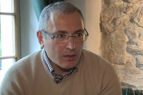 Cựu tài phiệt Khodorkovsky định xin tị nạn tại Anh ảnh 1