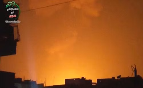 Cảnh đổ nát tại Syria sau cuộc không kích của Israel ảnh 6