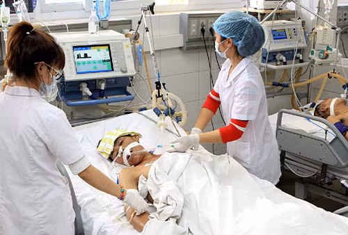 Tăng cường giám sát người viêm phổi nặng nghi do virút ảnh 1
