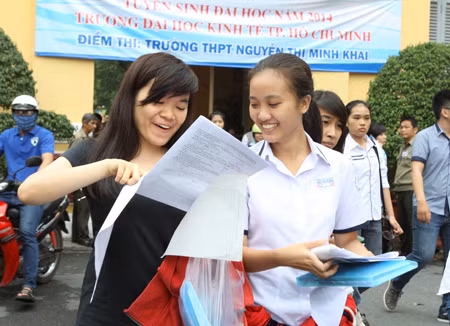 Thi đại học kết thúc suôn sẻ ảnh 1