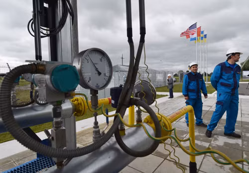 EC xem xét ngừng vận chuyển khí đốt qua Ukraine ảnh 1
