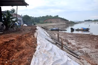 Phó Thủ tướng Hoàng Trung Hải chỉ đạo chống bão tại Quảng Ninh ảnh 2