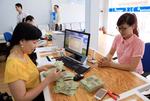 “Dồn lực” cho tăng trưởng tín dụng ảnh 1