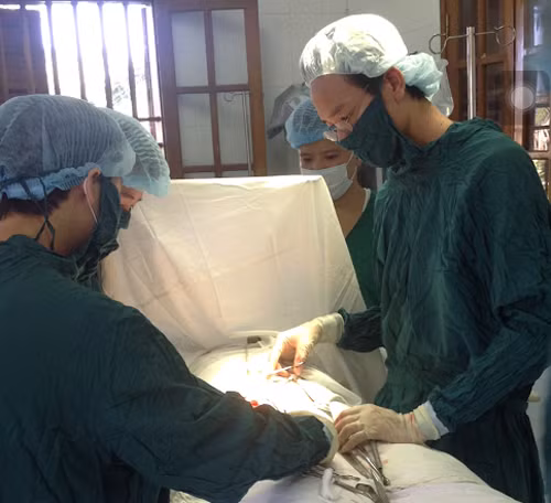 Cứu binh nhất viêm ruột thừa cấp trên đảo Bạch Long Vĩ ảnh 1