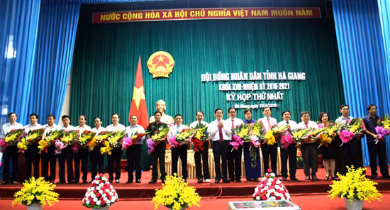 Ông Thào Hồng Sơn trúng cử Chủ tịch HĐND tỉnh Hà Giang ảnh 2