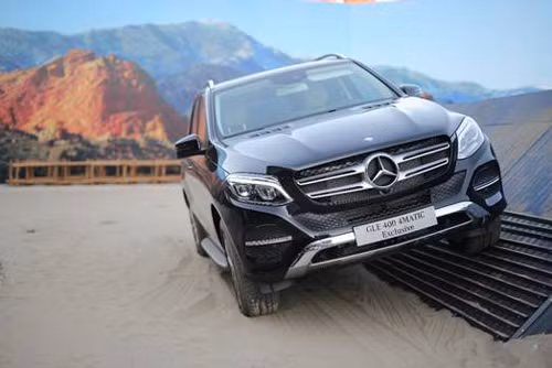Mercedes-Benz Việt Nam thắng lớn với “SUVenture” ảnh 1