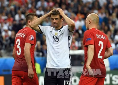 HLV Loew không sốt ruột về trường hợp Mueller ảnh 1