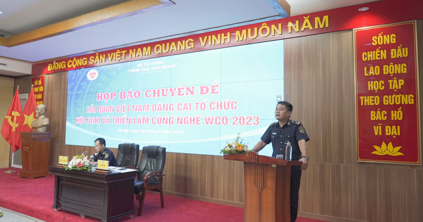 Chú thích ảnh