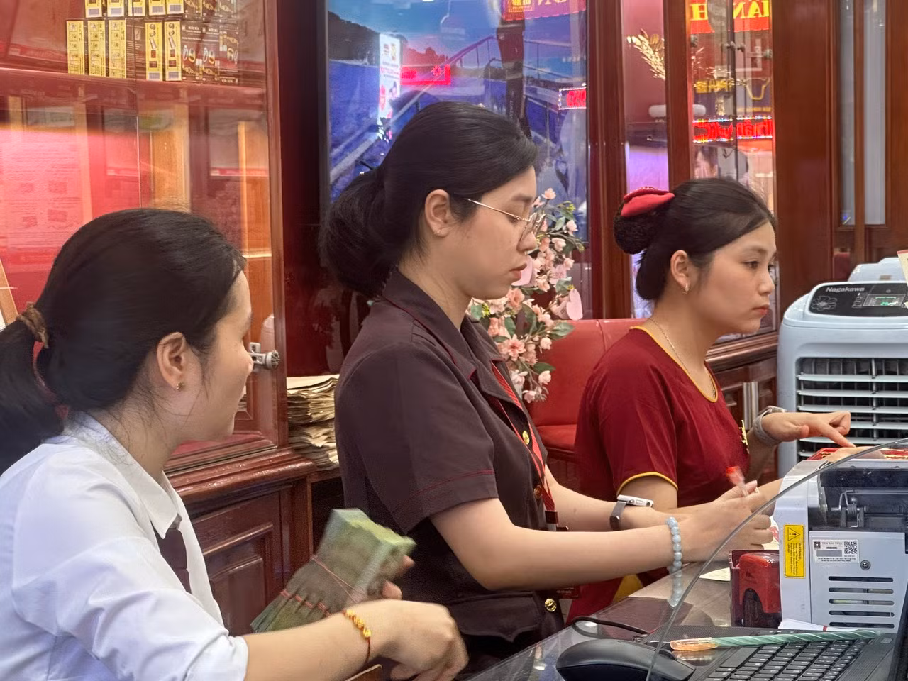 Chú thích ảnh
