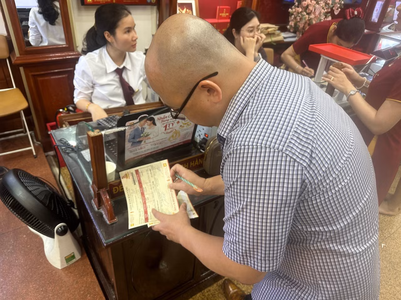 Chú thích ảnh