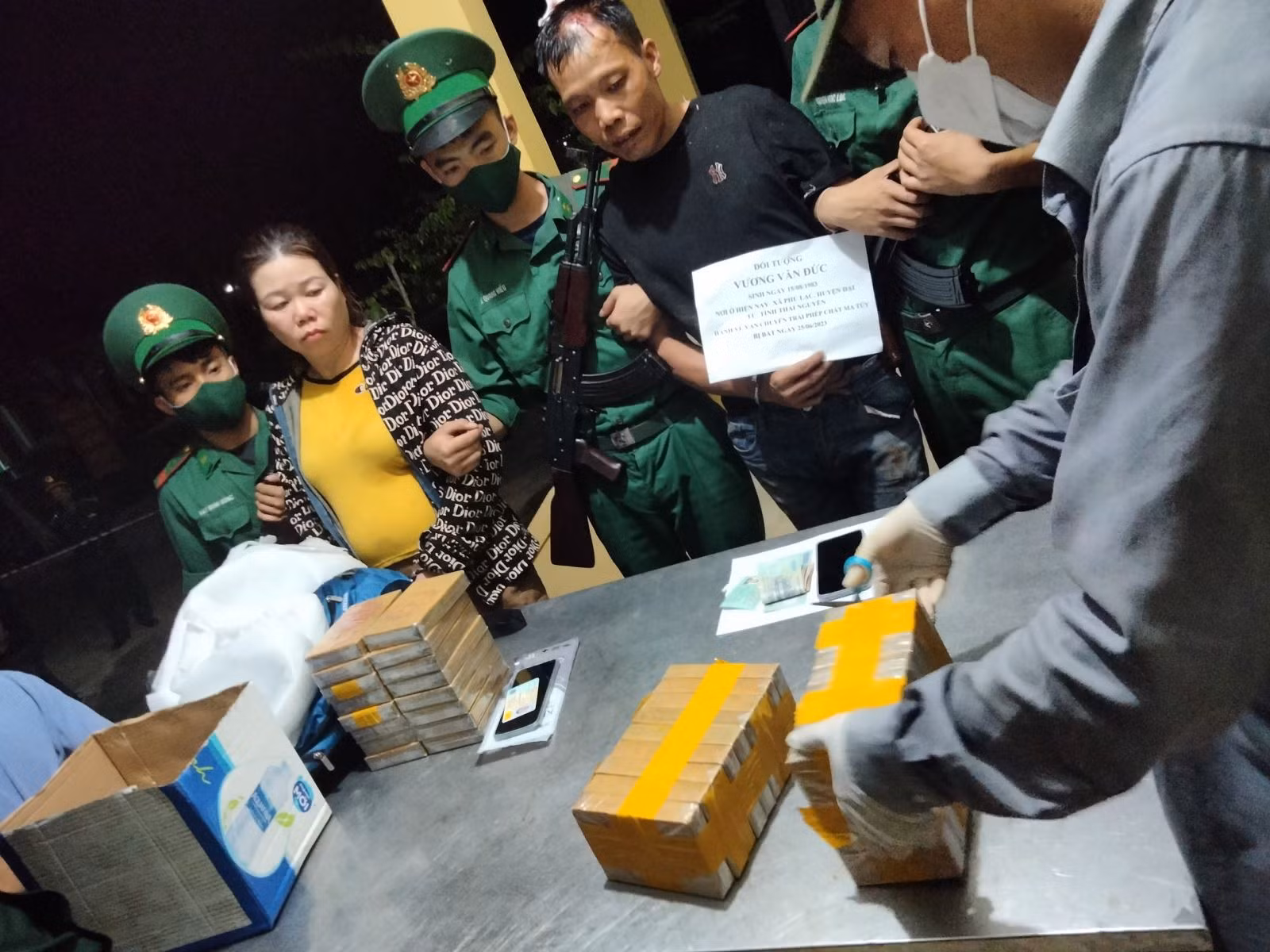 Chú thích ảnh