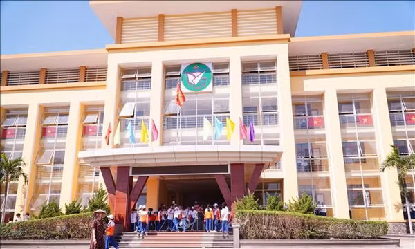 Đẩy mạnh triển khai sắp xếp, xử lý, khai thác các cơ sở nhà, đất dôi dư