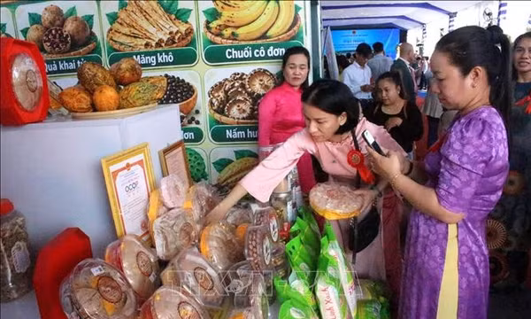 Liên kết 11 xã khu vực Tây Nam Lâm Đồng, mở rộng không gian thu hút đầu tư