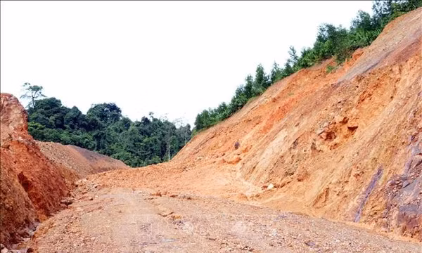 Đắk Lắk cảnh báo nguy cơ lũ quét, sạt lở đất do mưa lớn kéo dài