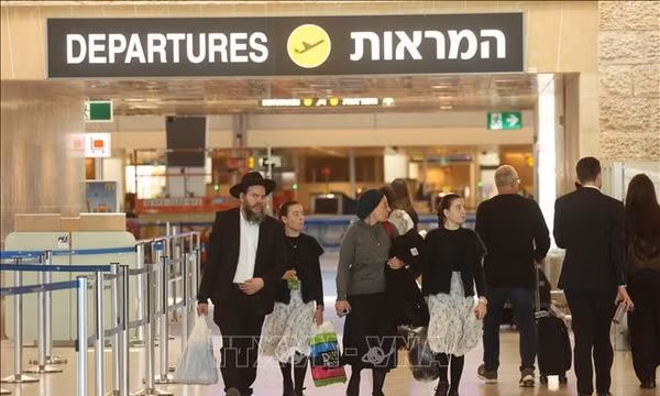 Các hãng hàng không Israel gấp rút nối lại đường bay Tel Aviv-Dubai
