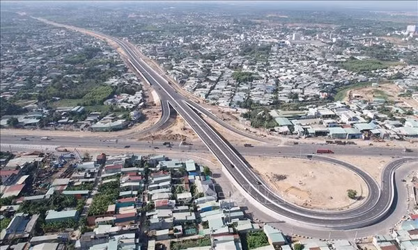 Hợp tác kiến tạo không gian phát triển kinh tế khu vực phía Nam