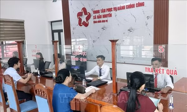 Cụ thể hóa Nghị quyết Trung ương 4 thành hành động phù hợp thực tế tại cơ sở