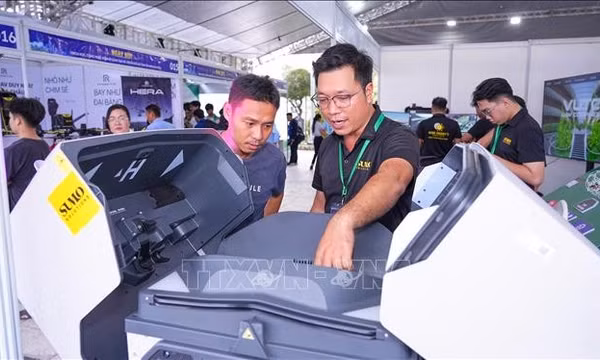 Lấy khoa học, công nghệ và đổi mới sáng tạo làm động lực nâng cao 