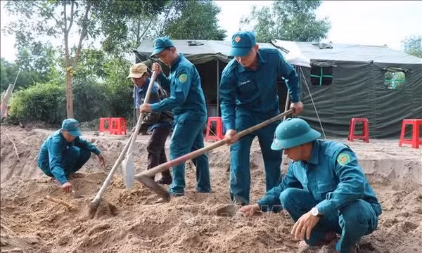 Quảng Ngãi: Tìm thấy 3 hài cốt liệt sĩ tại Bệnh xá Đức Phổ
