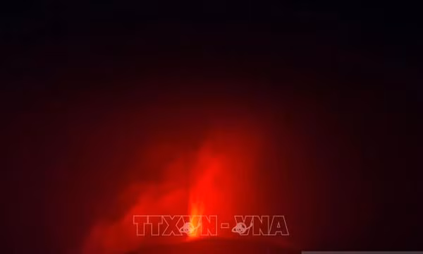 Indonesia mở rộng tìm kiếm những người mất tích trên eo biển Sunda