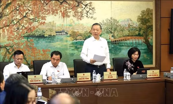 Tổng Bí thư, Chủ tịch nước Tô Lâm: Thước đo thành công của luật là tạo thuận lợi và giảm chi phí cho xã hội