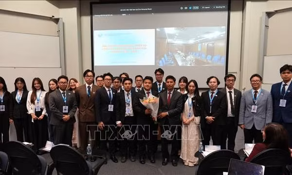 Sinh viên Việt Nam tại Australia phát huy đổi mới sáng tạo, kết nối tri