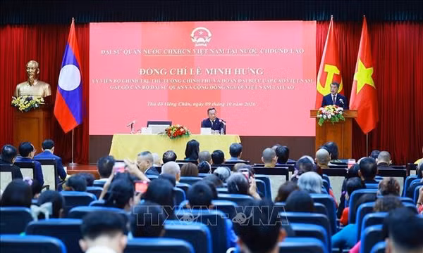 Thủ tướng Lê Minh Hưng: Quan hệ đặc biệt Việt Nam - Lào 'được nuôi dưỡng từ nhân dân'