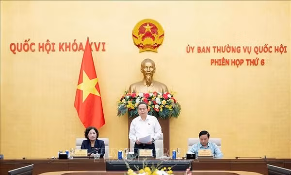 Bế mạc Phiên họp thứ 6 của Ủy ban Thường vụ Quốc hội