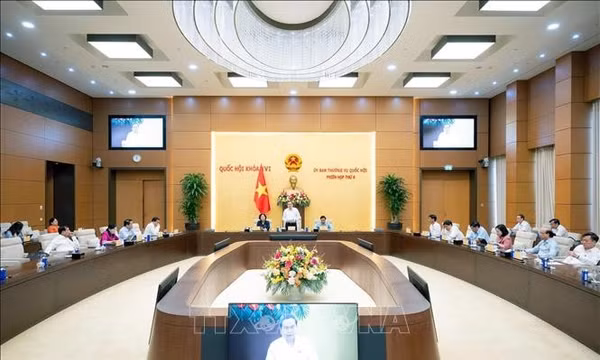 Chủ tịch Quốc hội Trần Thanh Mẫn phát biểu bế mạc phiên họp. Ảnh: Doãn Tấn/TTXVN