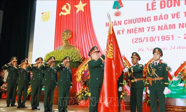 Học viện Chính trị kỷ niệm 75 năm Ngày truyền thống và đón nhận Huân chương Bảo vệ Tổ quốc hạng Nhất