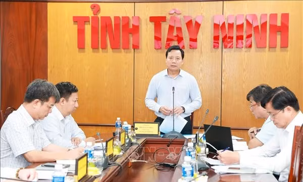 Gỡ khó, đẩy nhanh tiến độ triển khai xây dựng trường học tại 19 xã biên giới