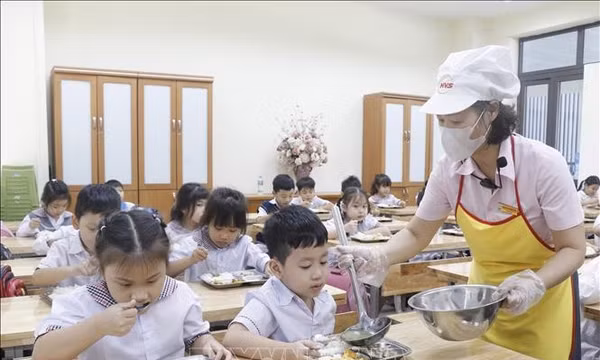 Bắc Ninh tháo gỡ vướng mắc, bảo đảm an toàn bếp ăn bán trú cho học sinh