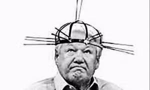 Boris Yeltsin chút nữa bị người Mỹ “điều khiển từ xa”