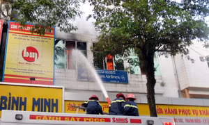 Cháy lớn tại công ty du lịch Lào Cai
