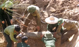 Phát hiện quả bom Mỹ nặng gần 300 kg 